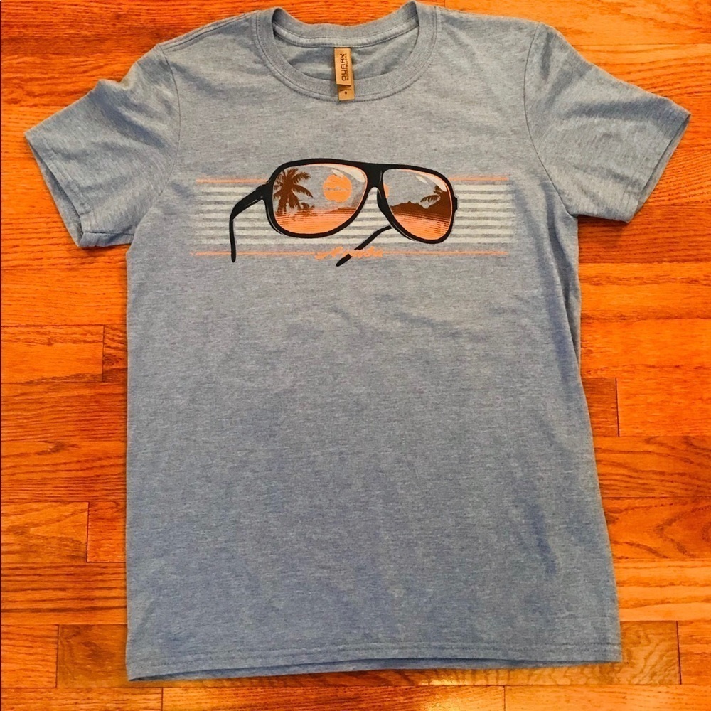 ARUBA SOUVENIR T-SHIRT BLUE SUNGLASSES MENS SMALL